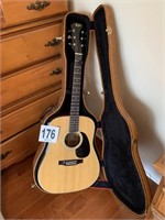 Edi Guitar with Case (US3)