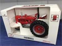 1953 Farmall  Super H, 1/8 scale, with box,