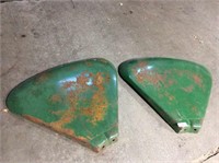 Set of fenders for 2-cylinder square axle JD
