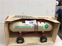 Ertl Anhydrous Ammonia Tank, 1/16 scale