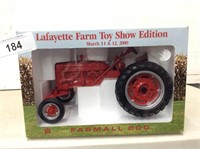 IH Farmall 200, Lafayette Farm Toy Show Ed, 1/16