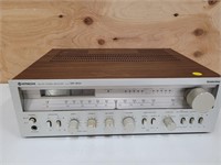 Hitachi SR604 stereo am-fm receiver