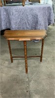 Spindle leg side table