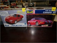 Camaro SS & Mustang Mach III model kits