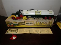 1964/1965 Hess "B" Mack Tanker