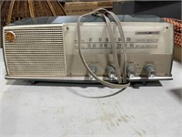 Channel master radio - works