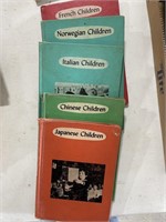 Assorted childrens books