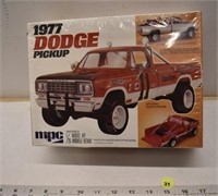 MPC 1/25 Scale 1977 Dodge Truck Model (Unopened)