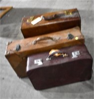 2 Vintage Leather Suitcases *LYS