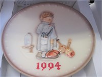 1994 Hummel 'Doctor' Plate