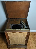 Columbia Kilosphere Oak Record Player/Speaker