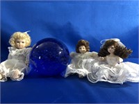 3 INCH GLASS PAPERWEIGHT & 3 JOINTED PORCELAIN