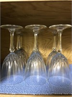 8- MEDIUM SIZED CRYSTAL WINE GLASSES