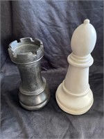 2 large chess pieces
