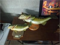 2 Bass fish mounts