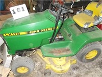 John Deere Riding Lawn tractor lx178