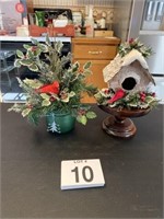 Cardinal centerpiece and decorative bird house