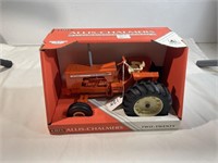 Allis Chalmers 220 Tractor