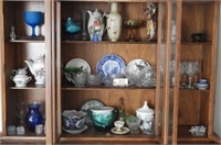 Lot #2425 - Entire contents of China cabinet