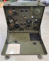 WWII Radio Receiver & Transmitter BC 654-A w/ Base
