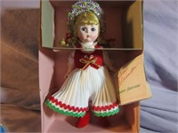 Miniature Showcase Hungary 8" L