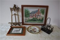 COLLECTIBLES & DECORATIVE ITEMS: