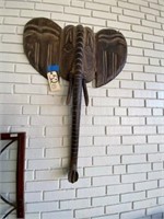 Wood Wall Décor Elephant Head-Giraffe Statue