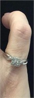 10k white gold Hallo diamond ring with side