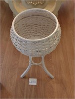 Woven Flower Stand