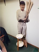 BABE RUTH CARDBOARD CUT-OUT(DAMAGED ON THE