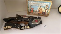 ROY ROGERS LUNCH BOX AND GUNS