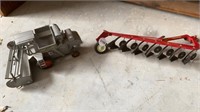 GLEANER COMBINE AND IH PLOW