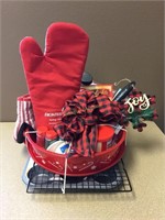 Frontier Bank Baking Basket - with $40 to Little