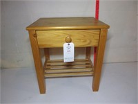 1 Drawer Stand (21"W x 16"D x 22 3/4"H)