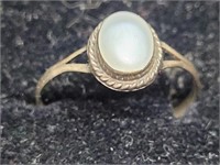 White Pearl ?Marked Mexico T-25 925 SILVER Ring