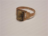 Ring (size 7 1/2)