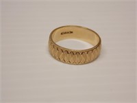 14K Gold Ring (size 7 1/2)