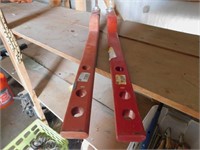 Pair of swinging drawbars