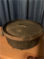 Cast Iron Dutch Oven w/ Legs #12