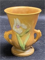 Roseville Pottery brown iris vase 914-4