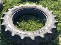 9.5 -24 Tractor Tire (Fits 8 " Rim)