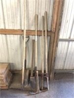 6 Long Handled Tools