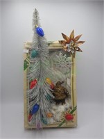 Bottle brush tree/Santa kitschy box décor