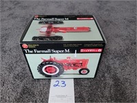 Farmall Super M Precision Series #8, 1/16 Scale,