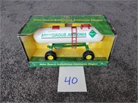 Anhydrous Ammonia Tank 1/16 scale, in box
