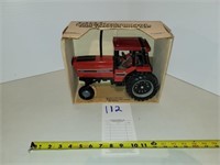 International 5088 1/16 scale in original box