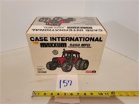 Case IH 5250 Maxxum 1/16 scale, in box