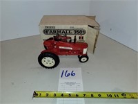 Farmall 350 Special Edition 1985, 1/16 scale,