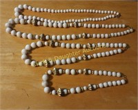 Lot of vintage faux pearls