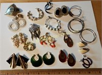 Pierced earrings lot